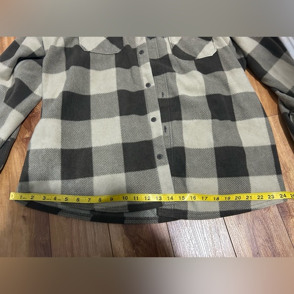 Wrangler Authentic Men’s Long Sleeve Plaid Fleece Button Down Shirt Jacket - Picture 8 of 11